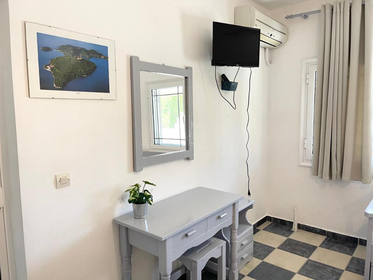Koala Place Vasilikí Eksteriør billede